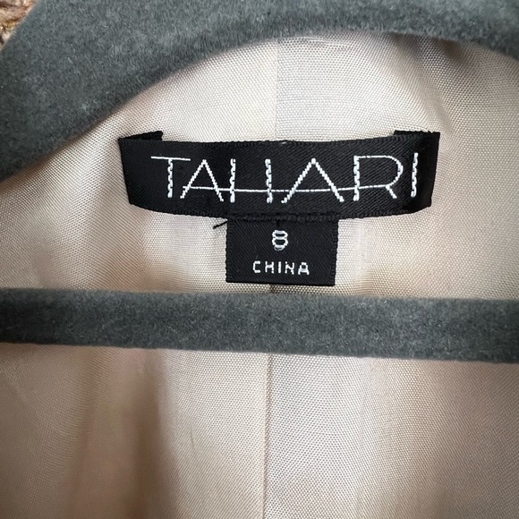 T Tahari Woven Trinmed Blazer UNIQUE STYLE size 8 - Picture 7 of 8